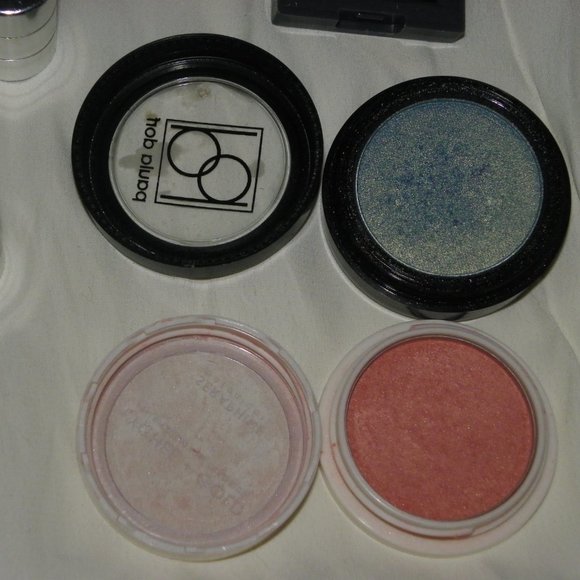 Mixed Makeup Bundle - Picture 5 of 8